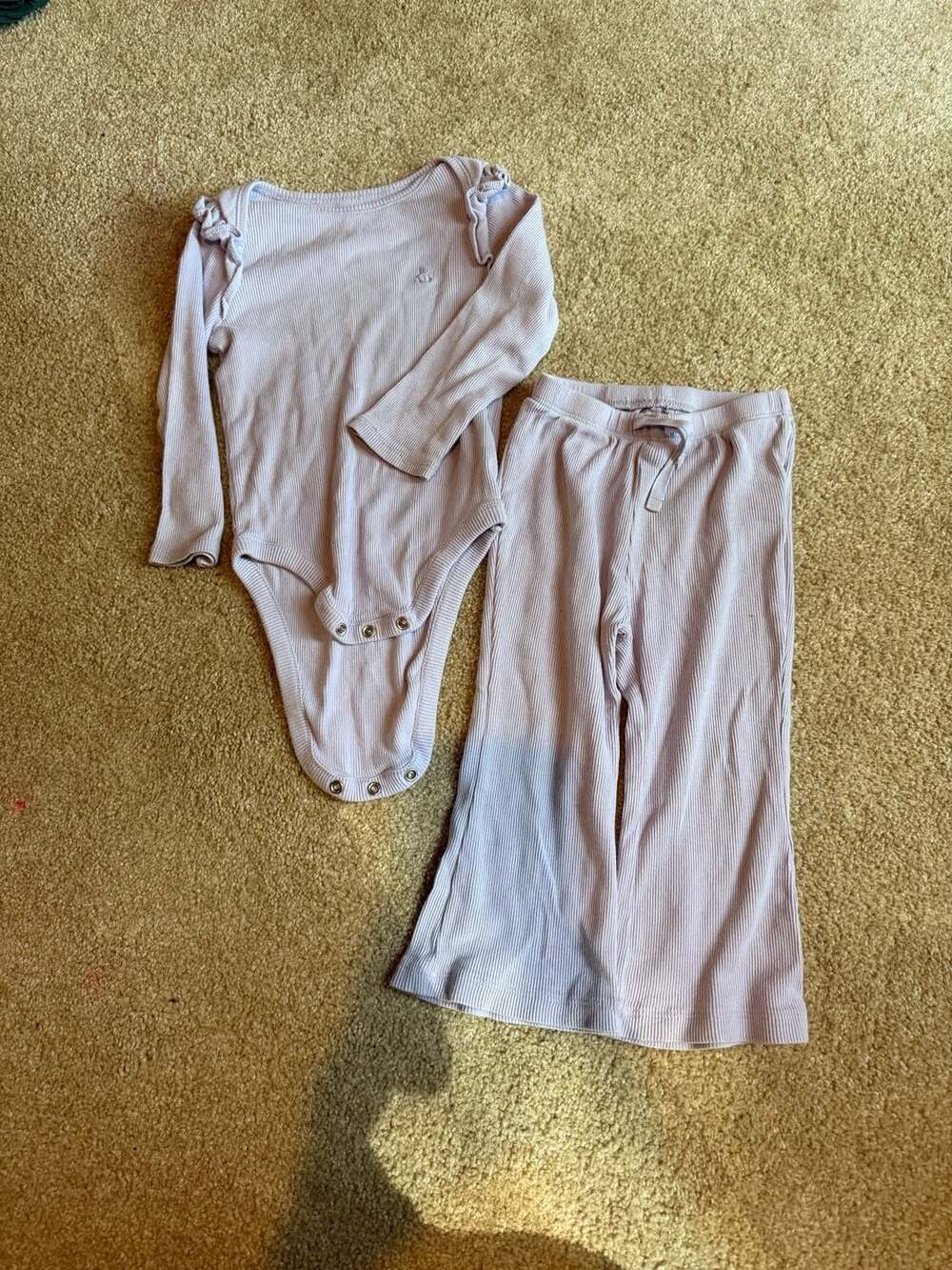 Baby Gap Outfit Set Size 18-24 Months Purple Ribbed Bodysuit & Pants